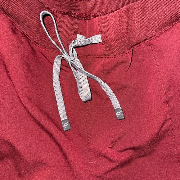 Fabletics Women’s Maroon Drawstring Scrub Joggers - Picture 4 of 6